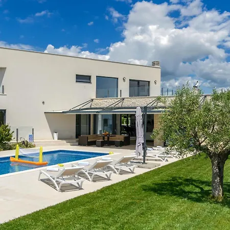 Villa Emma Juršići